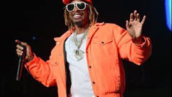 فيديو يثير ضجة لمغني الراب الأمريكي وهو يعلن إسلامه