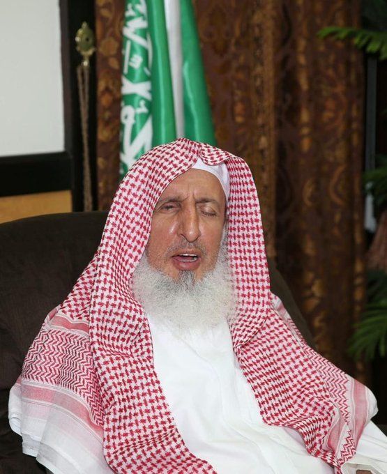 السعودية | مفتي عام المملكة: التبرعان السخيّان من خادم الحرمين الشريفين وولي عهده الأمين يُجسد عظيم اهتمام القيادة الحكيمة في دعم الأعمال الخيرية