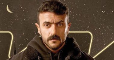 عمرو السولية يهنئ أحمد العوضى على مسلسل حق عرب