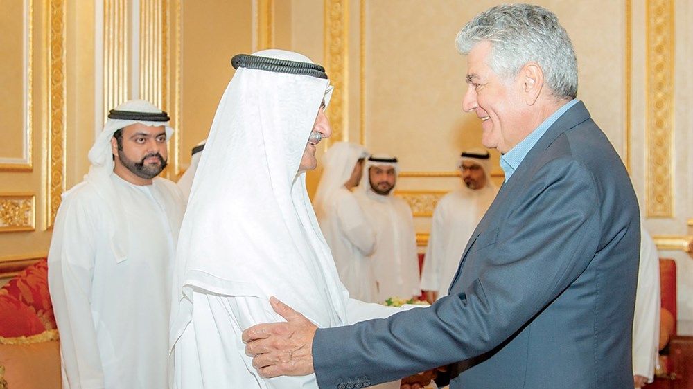 الحكام يواصلون استقبال المهنئين بالشهر الفضيل