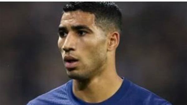 باريس سان جيرمان يسعى لتمديد عقد حكيمي