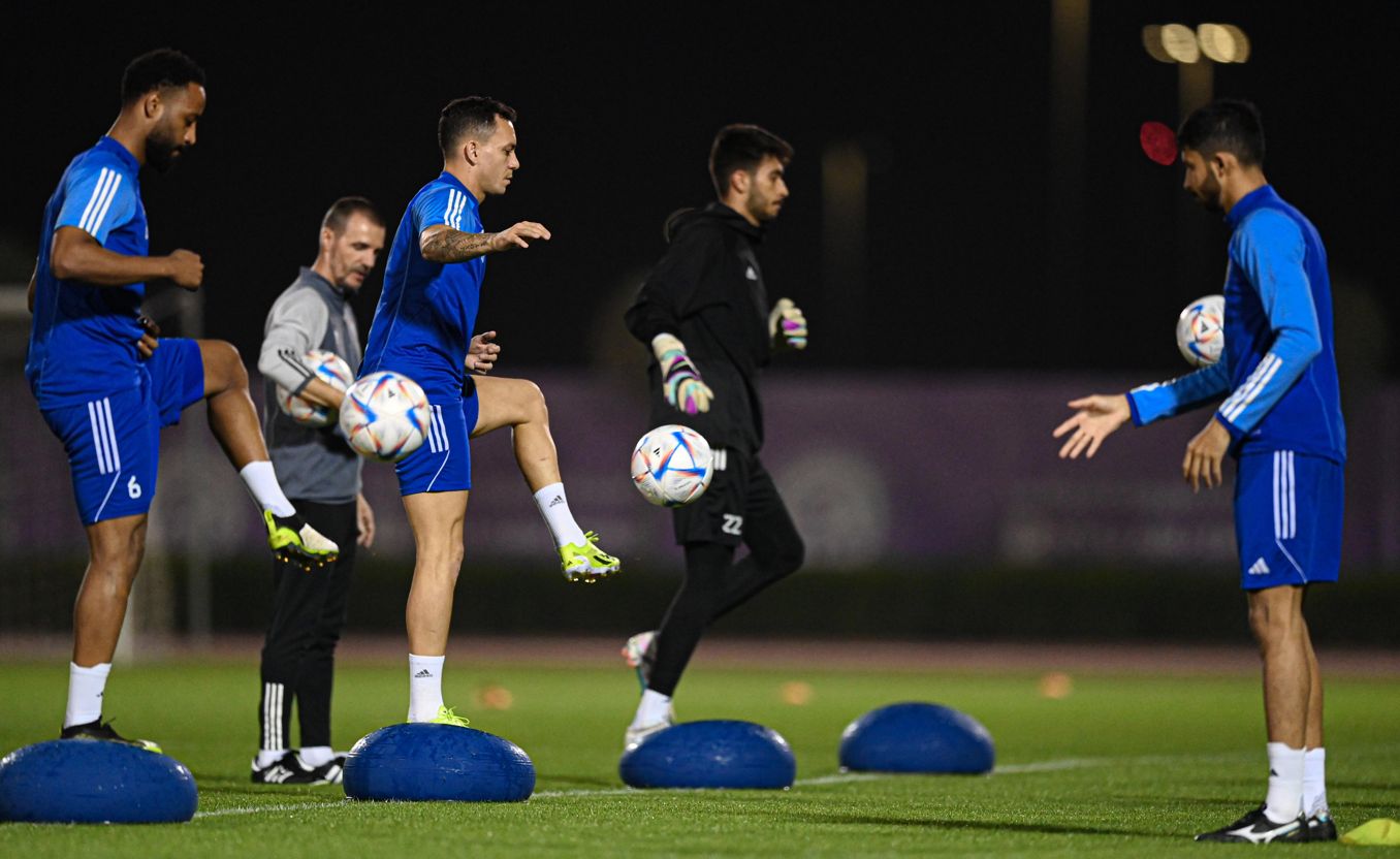 الامارات | المنتخب يبدأ إعداده لمواجهتي اليمن في تصفيات المونديال