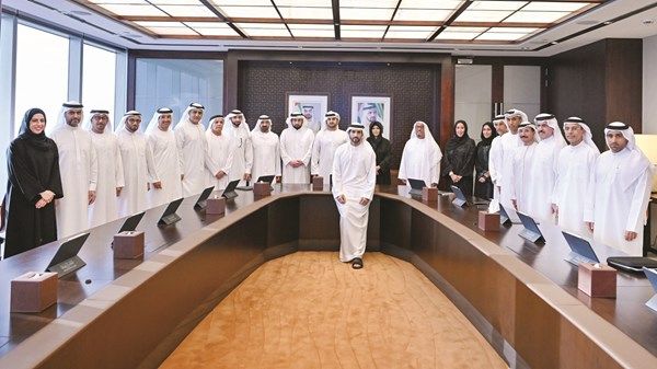 حمدان بن محمد: حكومة دبي متجددة