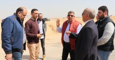 رئيس جهاز مدينة السادات يتفقد مشروعات رفع كفاءة الطرق والكهرباء بالمدينة