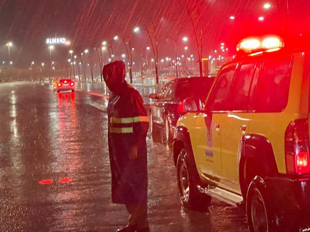 أبرزها البقاء في المنزل.. إرشادات من "الأرصاد" للتعامل مع السيول