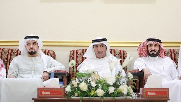 طالب بن صقر يستقبل الشيوخ والمهنئين بشهر رمضان المبارك