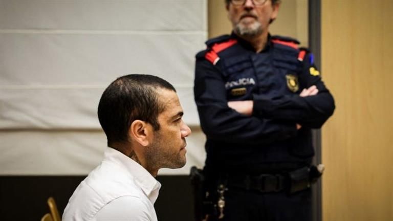 تقارير: نيمار يتحمل تكلفة الإفراج عن داني ألفيش