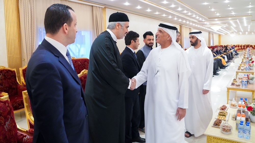 سعود بن صقر يستقبل عدداً من القناصل لدى الدولة