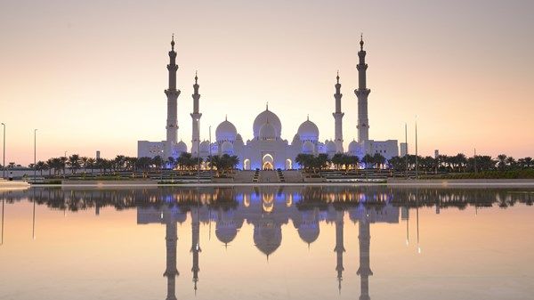 أئمة ومؤذنون لـ«الاتحاد»: توجيهات رئيس الدولة تعزز الرسالة الحضارية للمساجد في إمارات التسامح