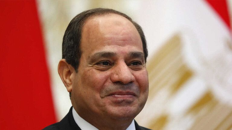 الامارات | بسبب أزمة السكّر .. السيسي يمازح السيدات: "متحطوش سكّر كتير عالكنافة"