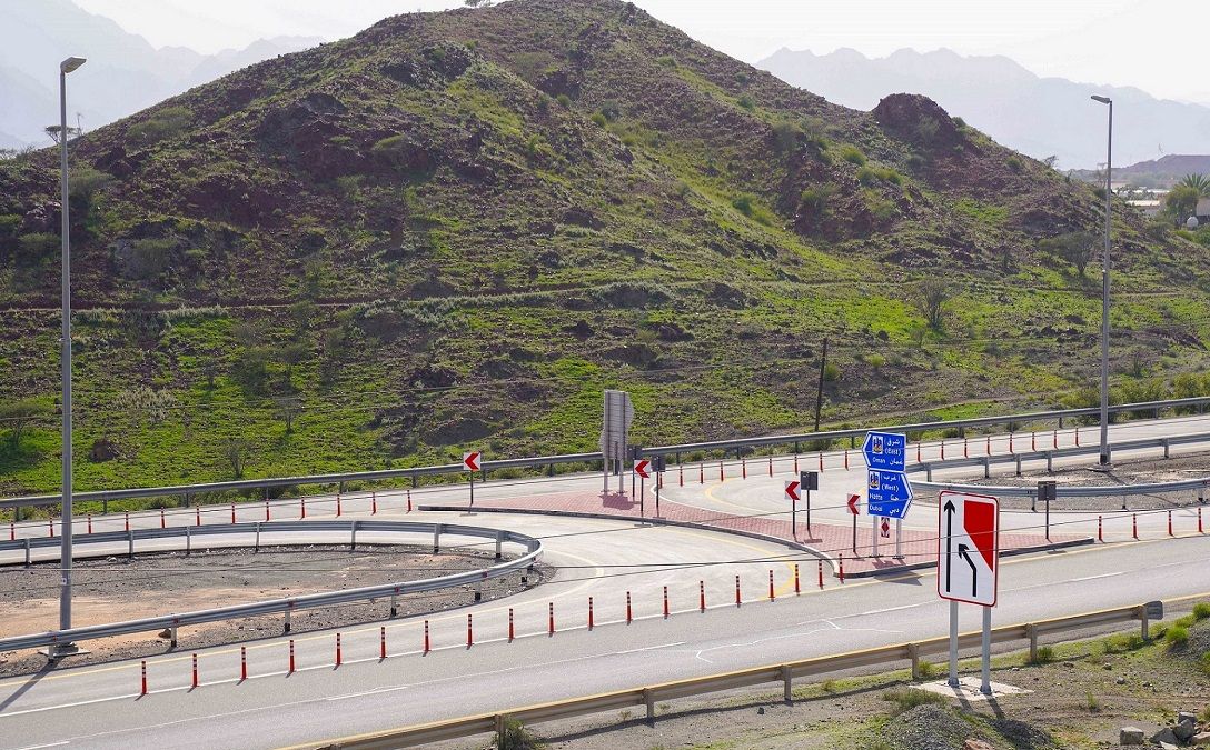 الامارات | طرق دبي تستكمل أعمال الحلول المرورية في حتّا وعود المطينة 1 والصفوح 1