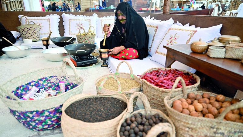 الامارات | البزار التقليدي.. نكهة أكلات الطيبين