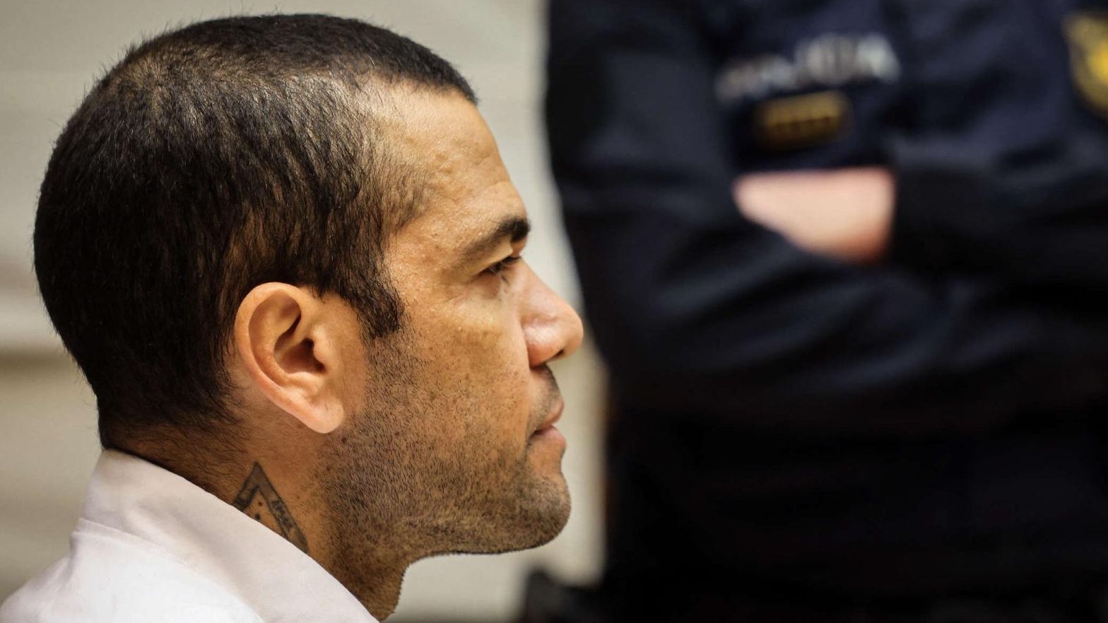 رئيس البرازيل ينتقد براءة ألفيش.. اغتصبهن وادفع كفالة!