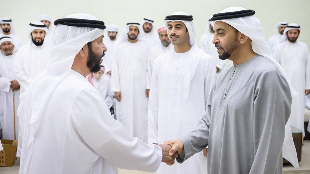 حمدان بن زايد يستقبل المهنئين بشهر رمضان المبارك