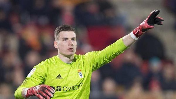 ريال مدريد يدخل في مفاوضات لتجديد عقد حارسه