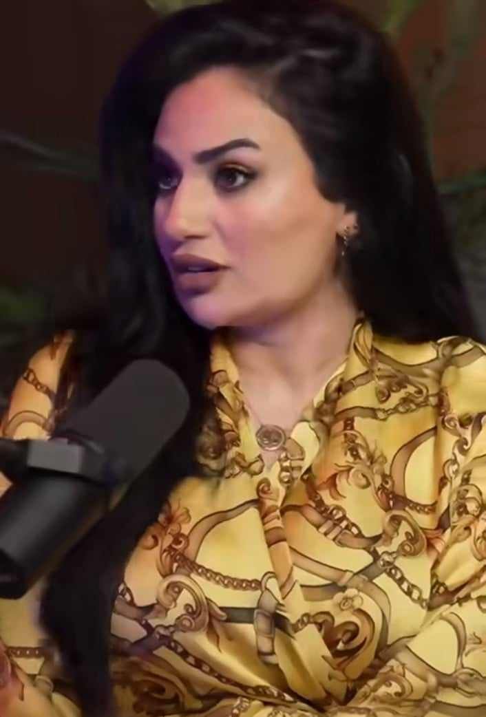 شاهد بالفيديو.. حسناء السوشيال ميديا السودانية تعرض نفسها لسخرية الجمهور بسبب عدم معرفتها بــ”العصيدة” : (بحبها في رمضان وهي حاجة مدورة كدة وحولها ملاح)
