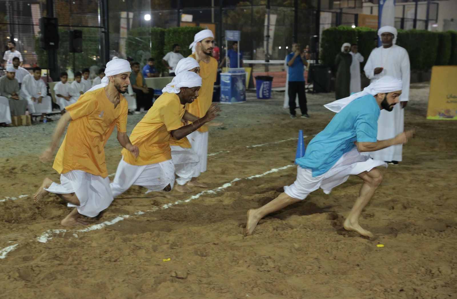 الامارات | عبد العزيز النعيمي يشهد جانباً من منافسات دورة عجمان الرياضية