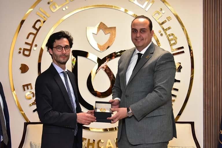 رئيس الرعاية الصحية يلتقي مع المدير الإقليمي للوكالة الفرنسية للخبرة التقنية الدولية
