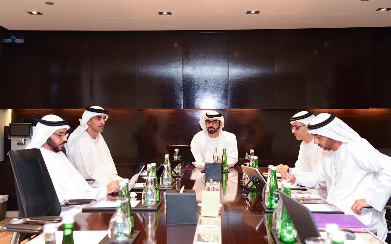 الامارات | نادي العين يجدد عقد المدرب الأرجنتيني كريسبو