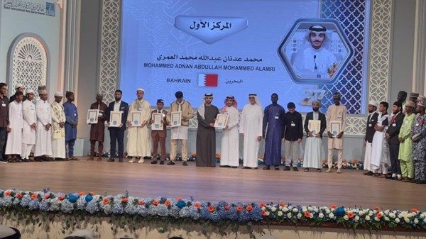 منصور بن محمد يكرم شخصية العام الإسلامية والفائزين بجائزة دبي الدولية للقرآن