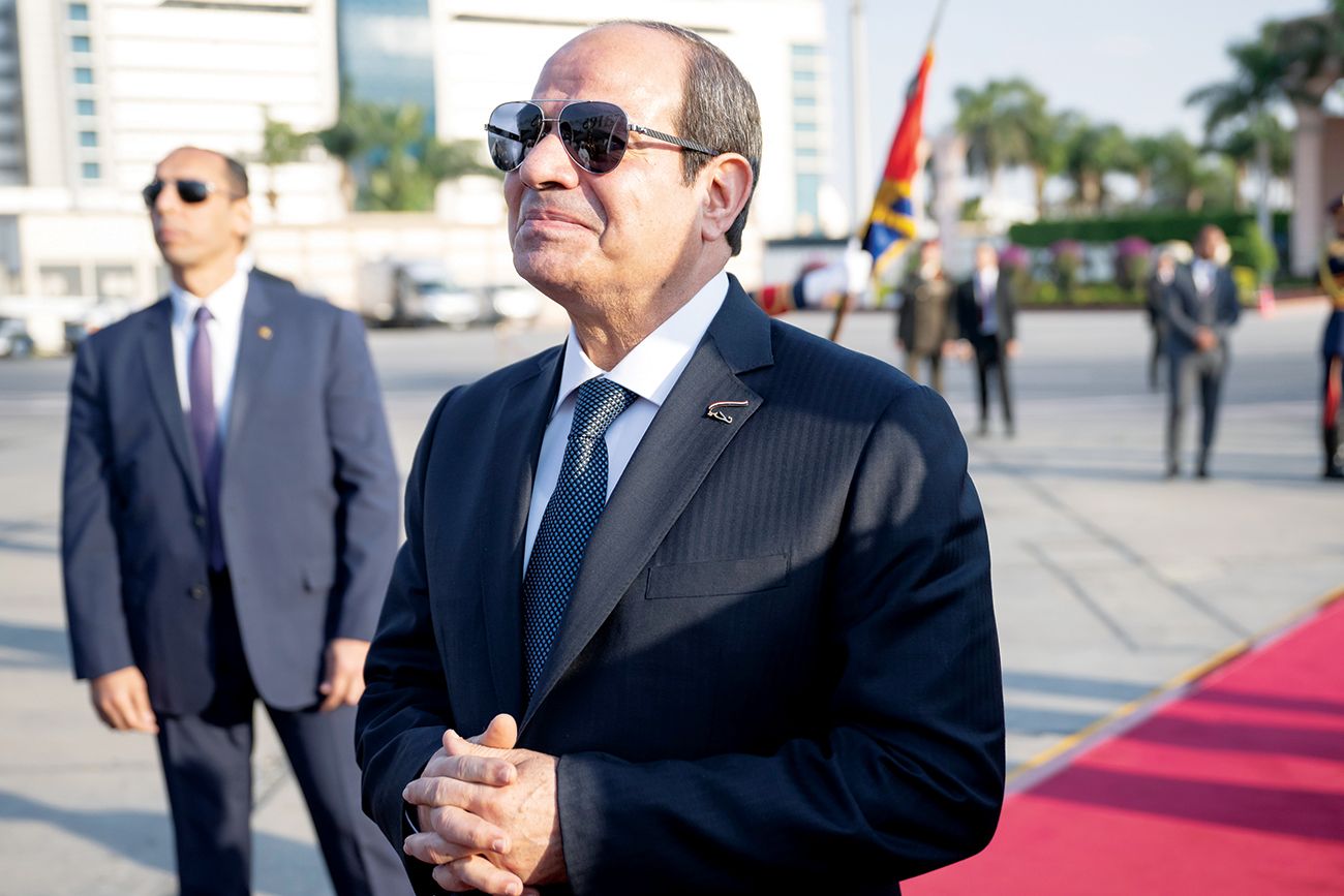 الخليج اليوم .. رئيس الدولة والرئيس المصري يبحثان في القاهرة العلاقات الأخوية والمستجدات في المنطقة