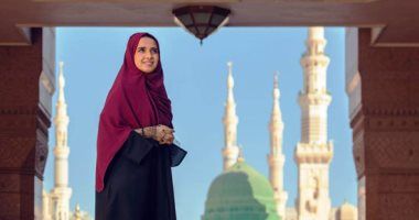 رحلة العمرة للسيدات: تجربة فريدة من السهولة والأمان والمتعة