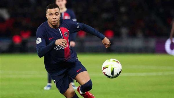 باريس سان جيرمان يرفع راية الاستسلام أمام رغبة مبابي