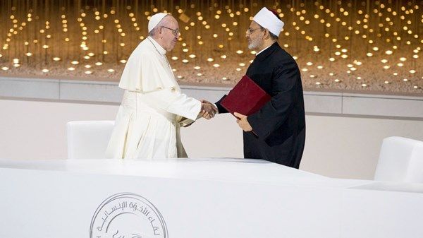 «حكماء المسلمين».. 10 أعوام من بناء ثقافة التسامح والتعايش الإنساني