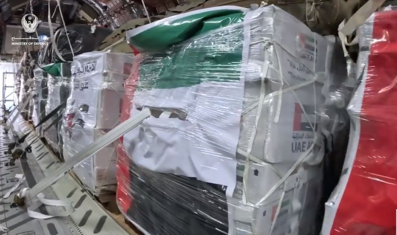 الخليج اليوم .. "طيور الخير" تنفذ الإسقاط الجوي الـ 14 للمساعدات الإنسانية شمال قطاع غزة