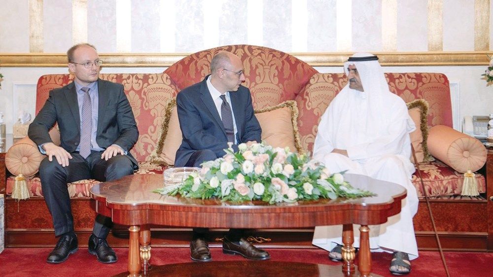 الحكام يواصلون استقبال المهنئين بشهر رمضان المبارك