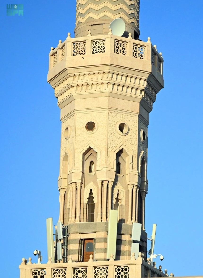 المسجد النبوي.. تقنيات عالمية في نقل الصوت وتوزيعه