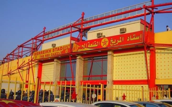 شاهد بالفيديو.. الجيش السوداني يحرر استاد المريخ ومنطقة العرضة من الدعم السريع والجنود يعبرون عن فرحتهم باستعادة القلعة الحمراء