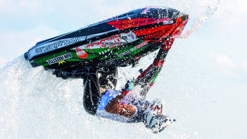 الامارات | راشد الملا بطل جولة الافتتاح لمونديال الدراجات المائية