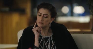 مسلسل صيد العقارب الحلقة 17.. عايدة تستعين بالضابط شريف بعد علمها بسفر سامح