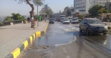 كثافات مرورية بسبب كسر ماسورة بطريق الواحات الصحراوى