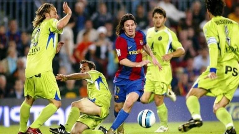 "الأهمية أم الجمال".. ميسي يختار أفضل الأهداف التي يسجلها