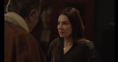 مسلسل حق عرب الحلقة 17.. هل ستوافق دينا فؤاد على الزواج من رياض الخولى؟