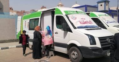 محافظة القاهرة تنظم قوافل طبية وتوزع سلعا ووجبات بالمشروعات البديلة للعشوائيات