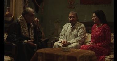 مسلسل حق عرب الحلقة 17.. رياض الخولى يهدد دينا فؤاد لتوافق على الزواج منه