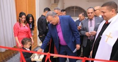 رئيس الطائفة الإنجيلية يُرسّم رجال دين جدد بكنائس المنيا وأسيوط