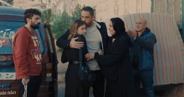 مسلسل بيت الرفاعى الحلقة 17.. هروب جملات ورقية من منزل فاروق مع ياسين