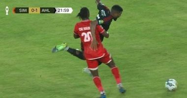 الشوط الأول ..الأهلي يتقدم على سيمبا بهدف كوكا فى دورى الأبطال