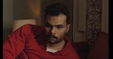 مسلسل حق عرب الحلقة 18.. أحمد عبد الله محمود يكتشف خيانة زوجته مع وليد فواز