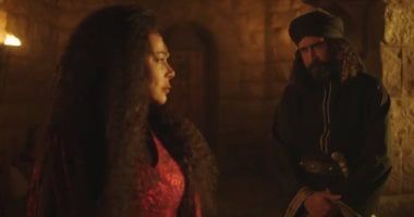 مسلسل الحشاشين الحلقة 20.. زيد بن سيحون يشك في ألينار وبرزك أميد