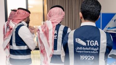 الخليج اليوم .. إيقاف 6 تطبيقات للنقل لعدم الالتزام بالأنظمة