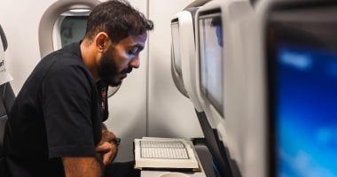 شاهد كواليس نجوم الأهلى على طائرة العودة من تنزانيا بعد الفوز على سيمبا