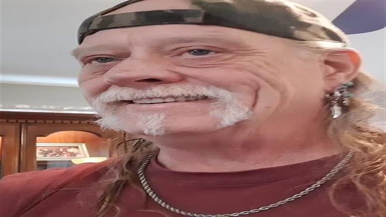 "أرى وجوه شياطين".. مرض غريب ونادر يحول حياة رجل إلى كابوس