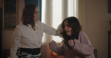 مسلسل صيد العقارب الحلقة 20 .. نورا تفاجئ خالتها بحملها والأخيرة تتركها