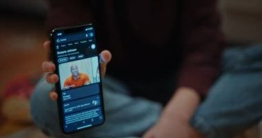 دواين جونسون يظهر في الحلقة الـ6 من مسلسل بدون سابق إنذار