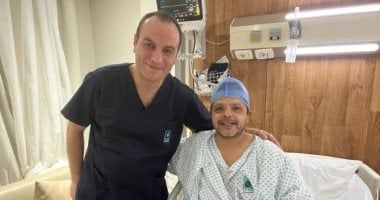 محمد هنيدى يطمئن على صحته بعد عملية تركيب دعامات للقلب منذ سنوات